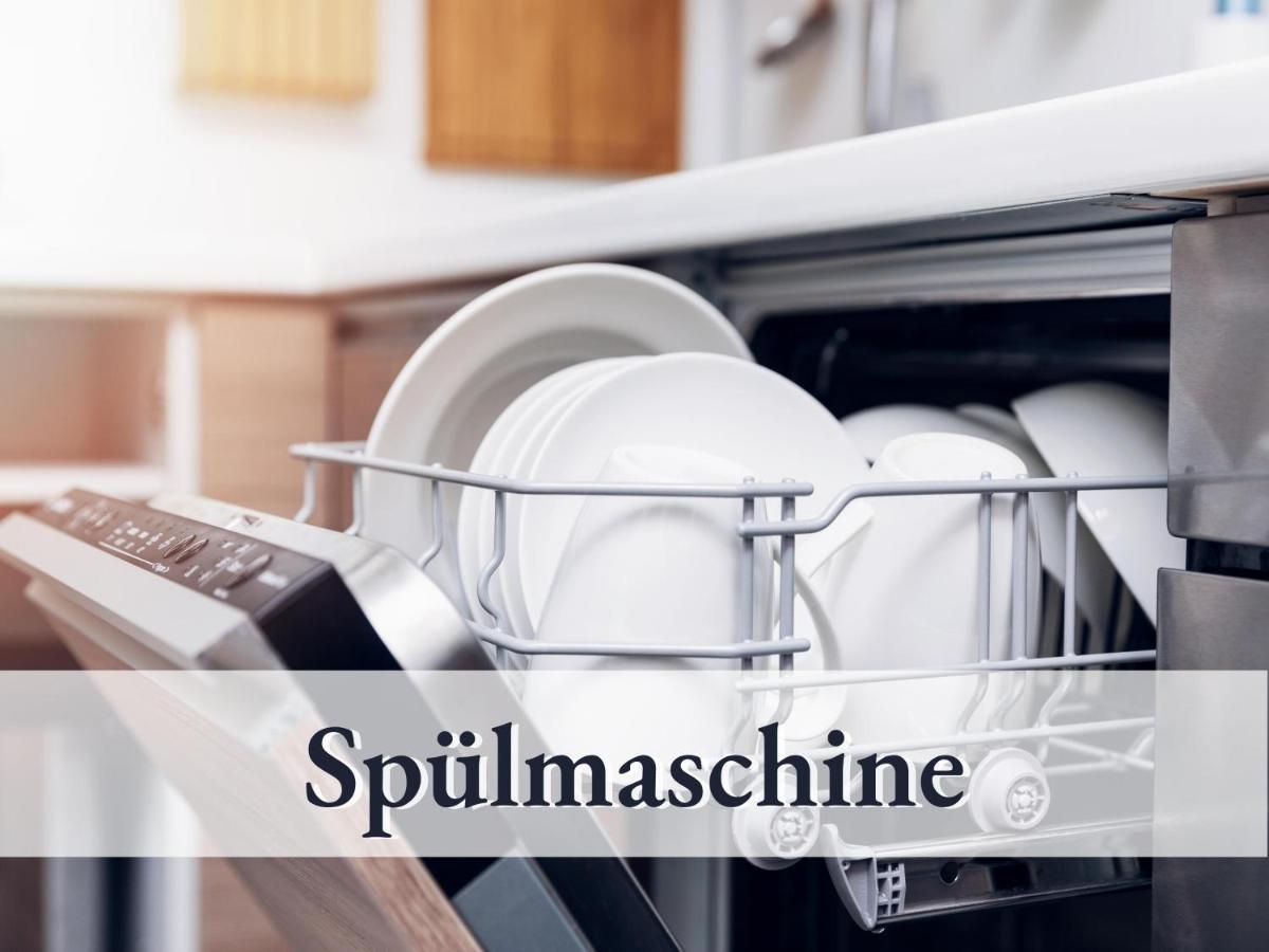 Grosse Moderne Ferienwohnung In Bester Bodenseelage L 1 Minute Zum Bodensee L 2 Zimmer L Vollausgestattete Kueche L Sonnenbalkon L Wlan L Willkommen Im Apartment Guettingen Радольфцелль-ам-Бодензе Екстер'єр фото